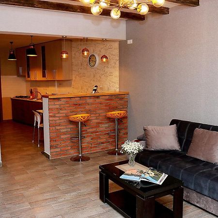 Tbilisi Trinity Apartment Екстер'єр фото