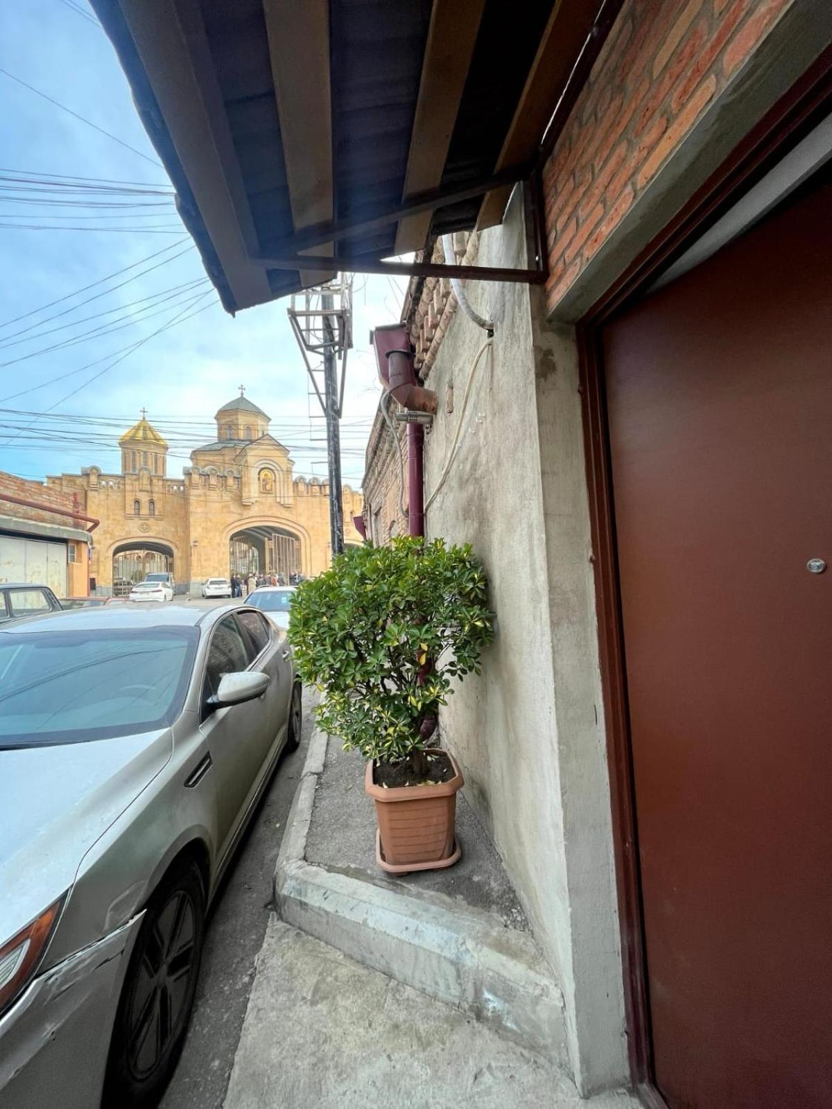 Tbilisi Trinity Apartment Екстер'єр фото